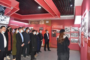 “缅怀革命先烈，接受党性教育”   智能与信息学院全体教师参观学校党史教育馆