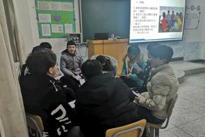 电子信息工程系开展“心灵相伴  共同成长” 班级团体心理辅导活动