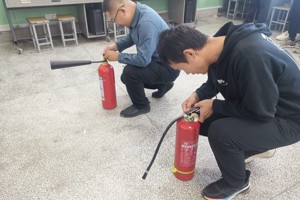 智能与信息学院 开展2023年实验室安全应急演练